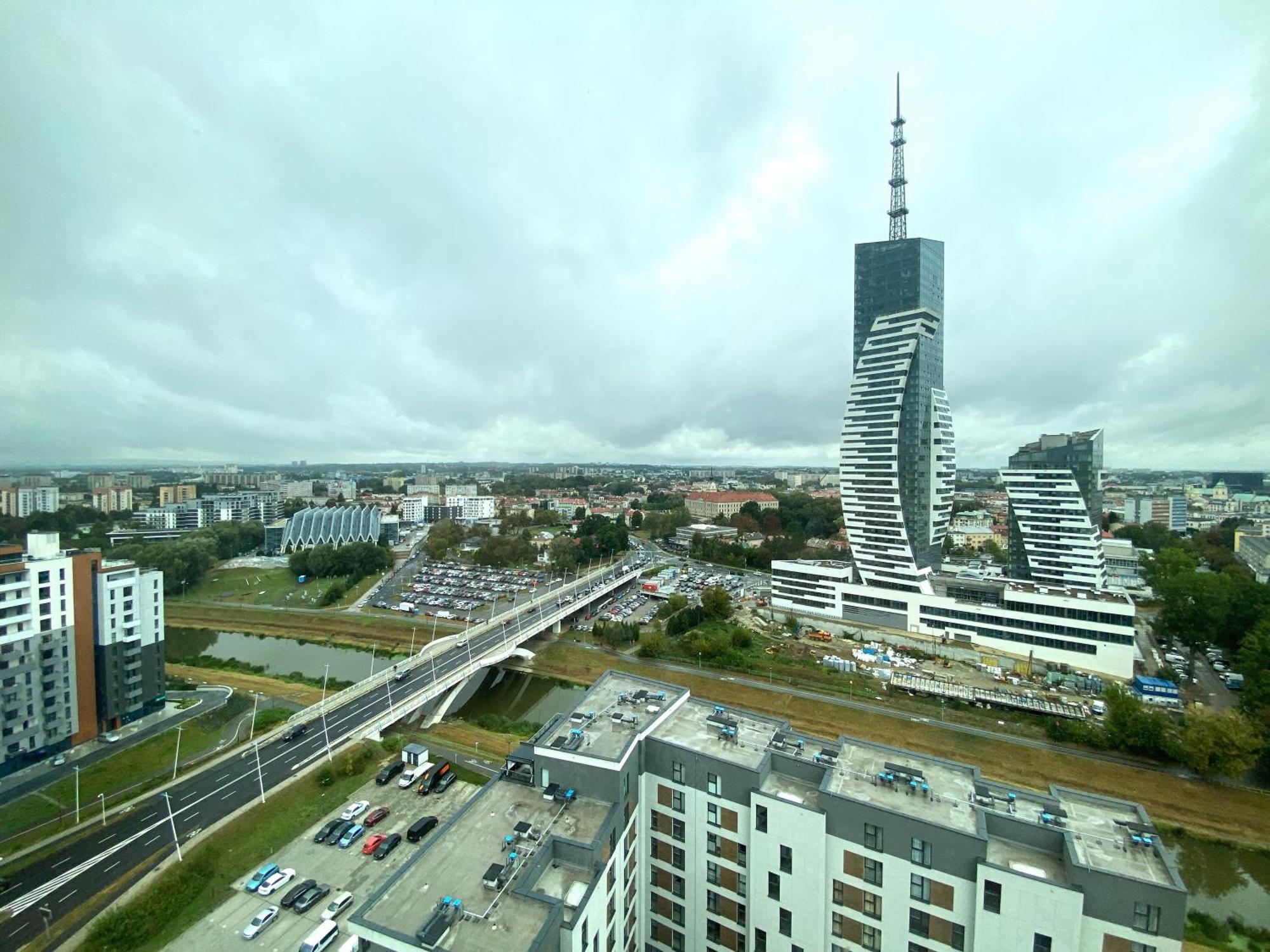 Panorama Capital Black Rzeszow Ngoại thất bức ảnh
